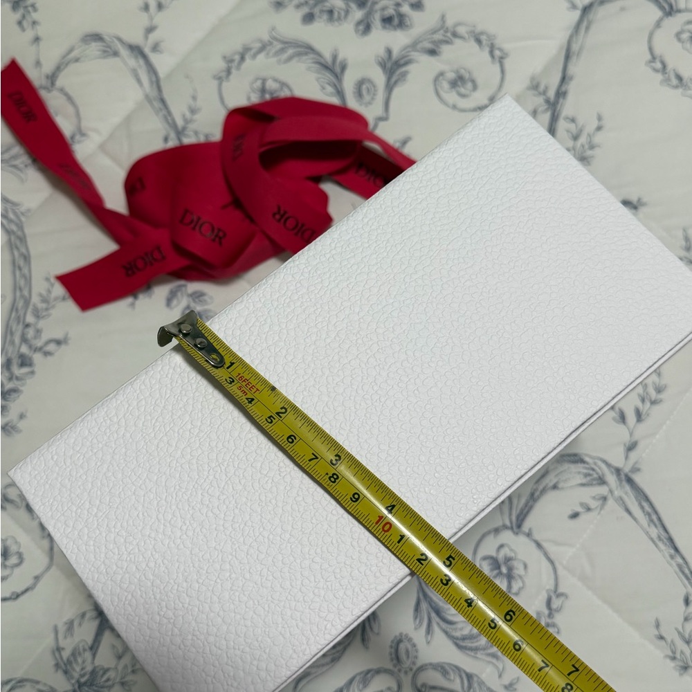 Dior White Box with Red Ribbon - Picture 8 of 8